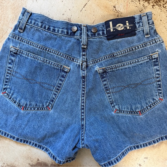 LEI | vintage jean shorts - Picture 5 of 5